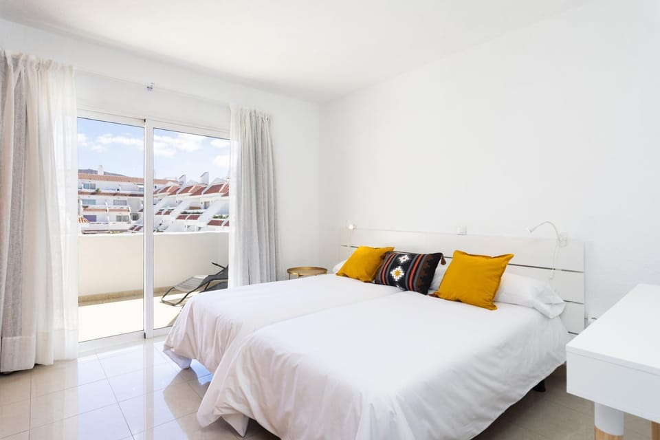 Home2Book Sunny Poolside Apt in Las Floritas Apartment in Playa de las Americas