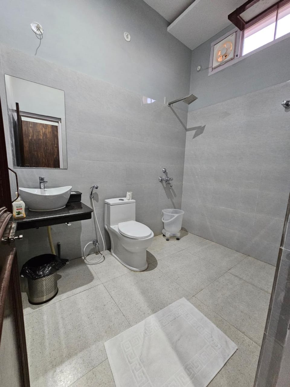 Toilet, Bathroom