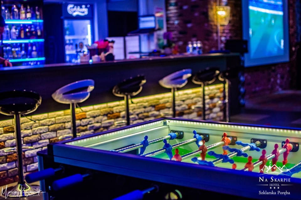 Game Room, Evening entertainment