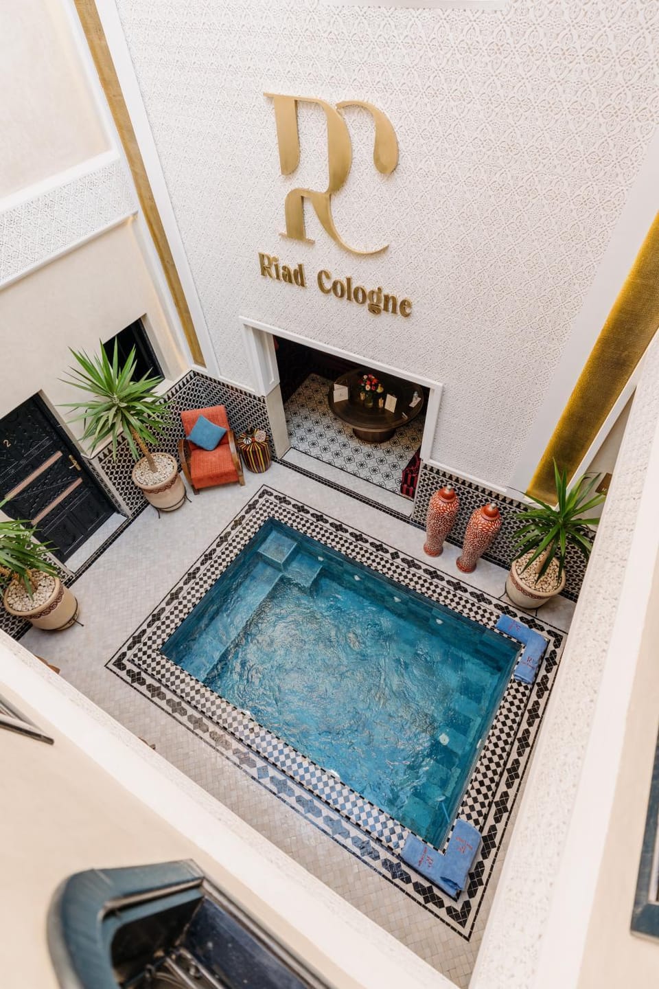 Pool view, Swimming pool