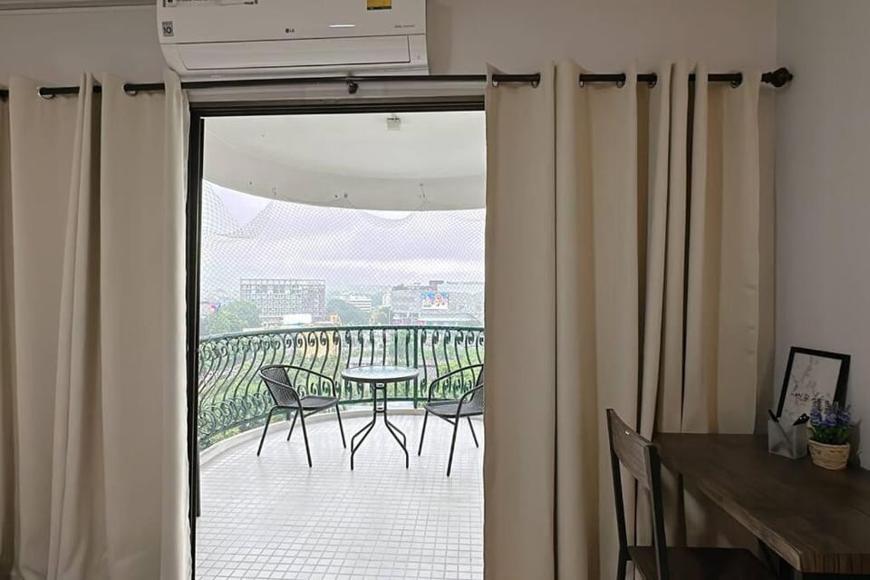 View (from property/room), Balcony/Terrace