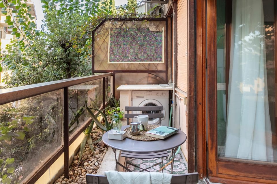 Balcony/Terrace, Dining area