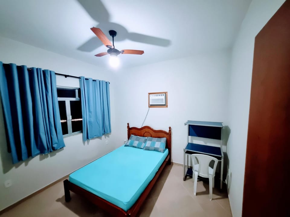 Bed, Photo of the whole room, Bedroom, air conditioner