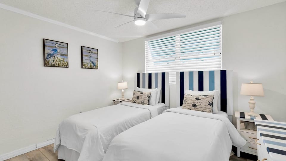 The Larks Landing by Last Key Realty Apartment in Key West