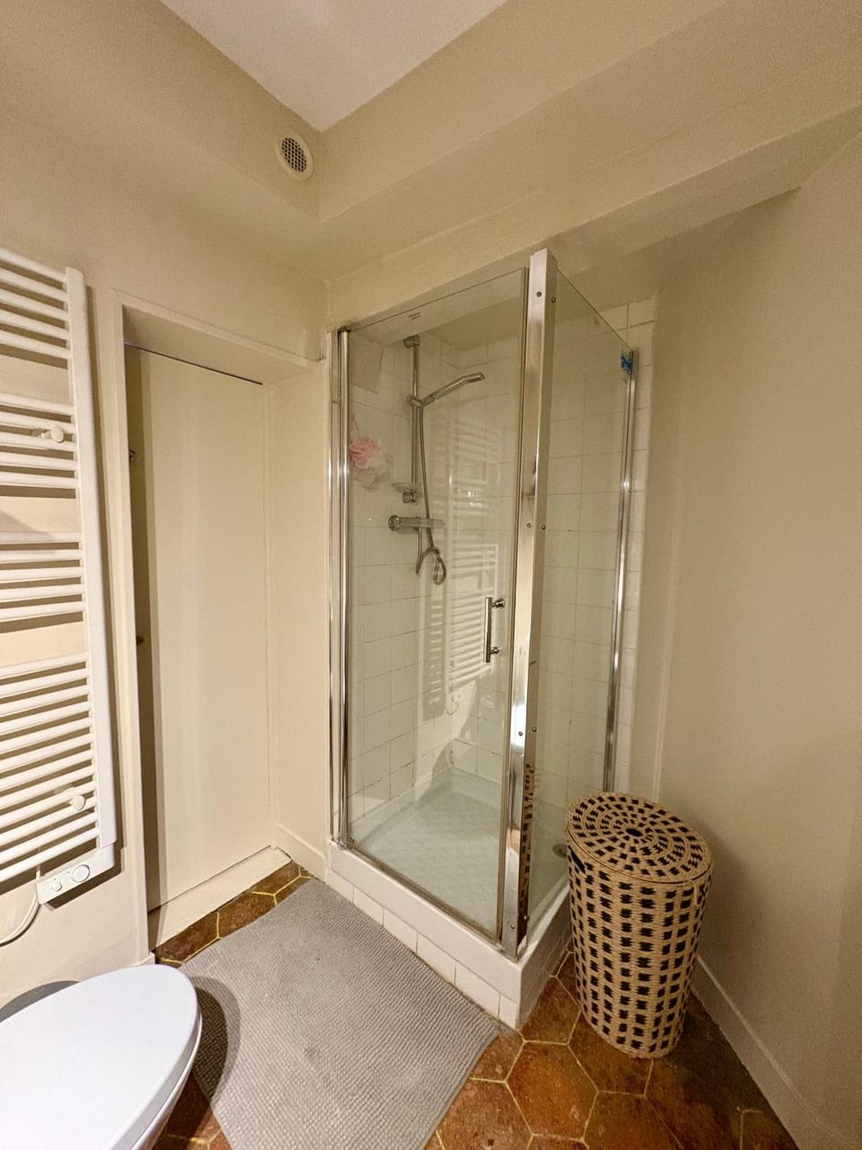 Studio parvis Cloitre Notre Dame Apartment in Chartres