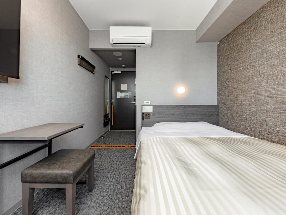 SUPER HOTEL Ikebukuro West Natural Hot Spring Hotel in Japan