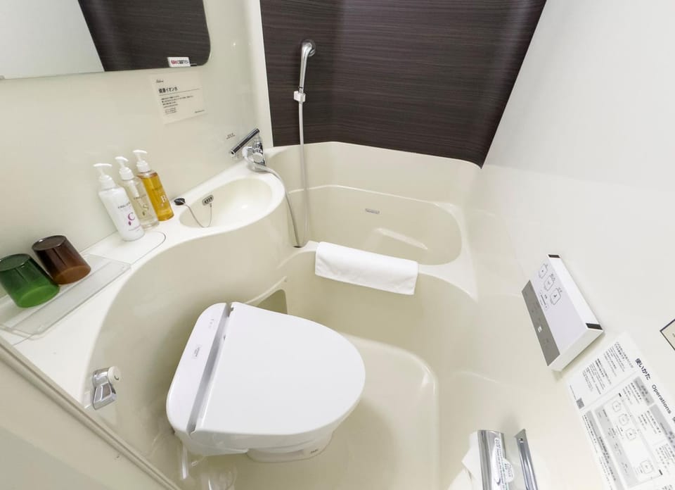 SUPER HOTEL Ikebukuro West Natural Hot Spring Hotel in Japan