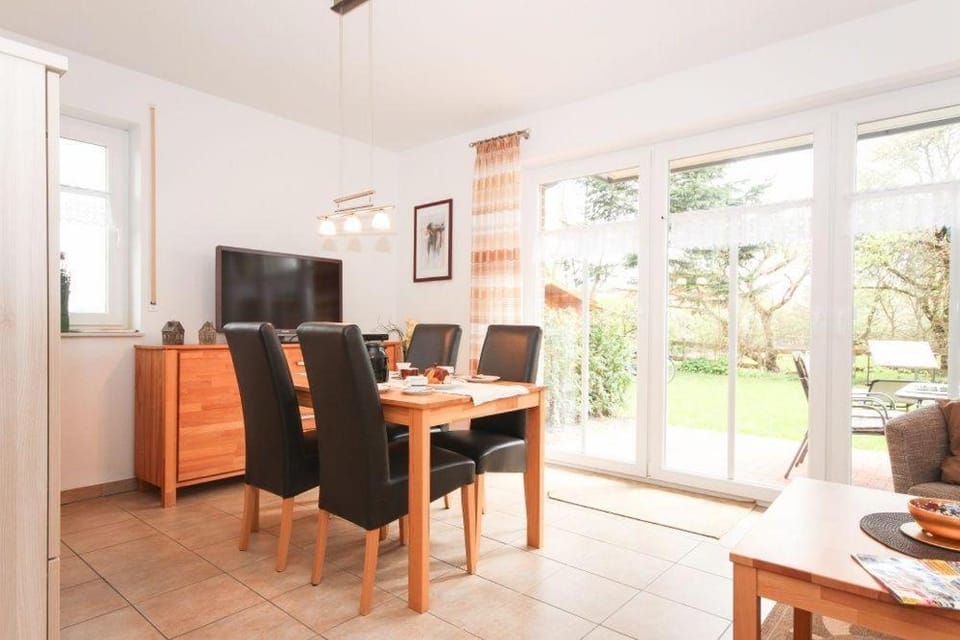Helga Apartment in Norden