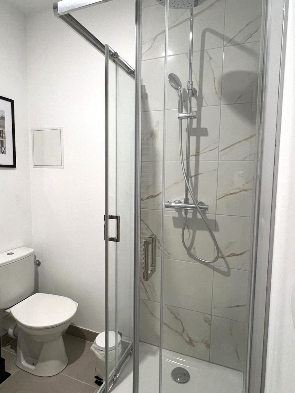 Shower, Toilet, Bathroom