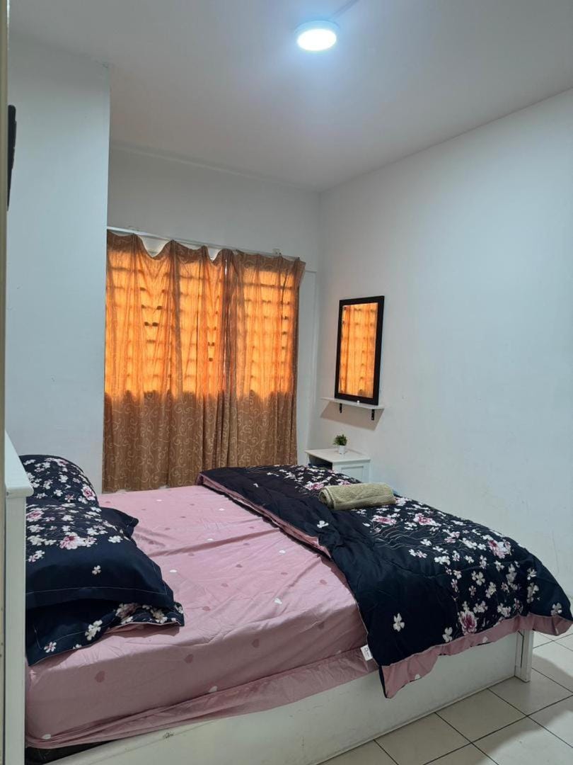 AYAAN SERENE BUDGET HOMESTAY with FREE WiFi and Netflix Apartment in Tanah Rata