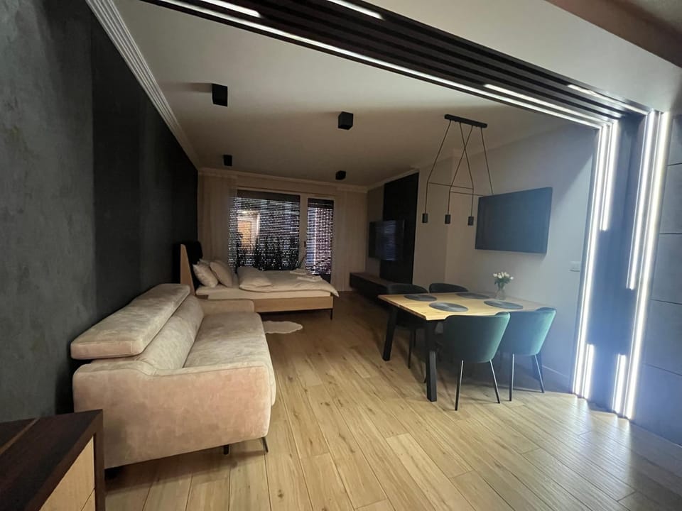 Laguna Beskidów Apartament A61 Apartment in Lesser Poland Voivodeship