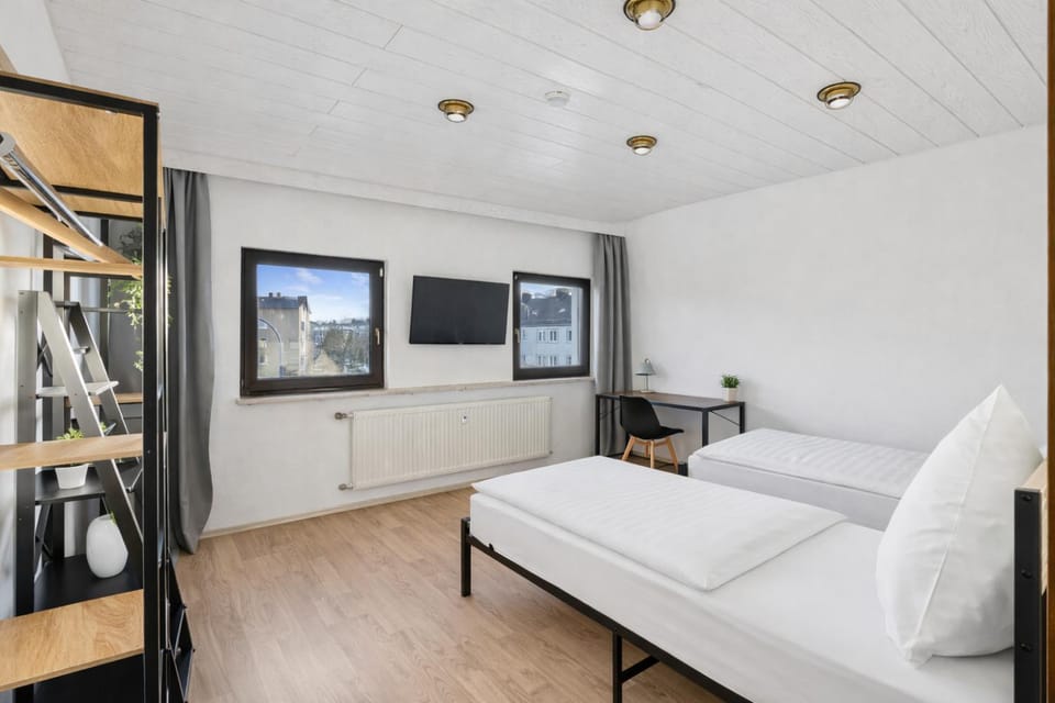 TV and multimedia, Bedroom, heating, wardrobe