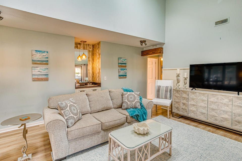 Cozy North Myrtle Beach Home: 3 Blocks to Ocean! House in North Myrtle Beach