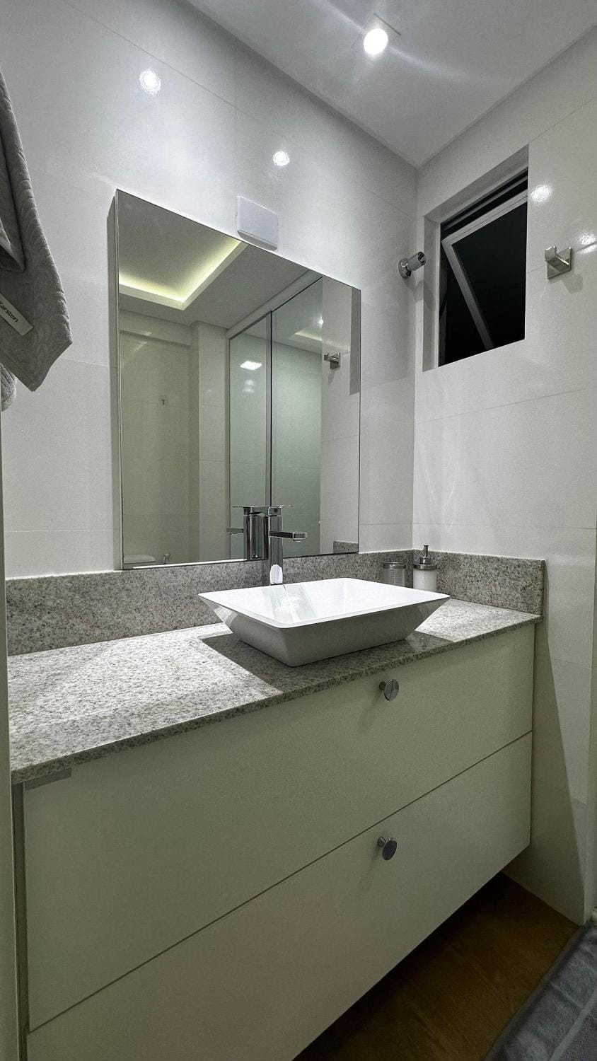 PZ01- 3 Quartos| Pé na Areia| Vista Mar| Churrasq. Apartment in Camboriú