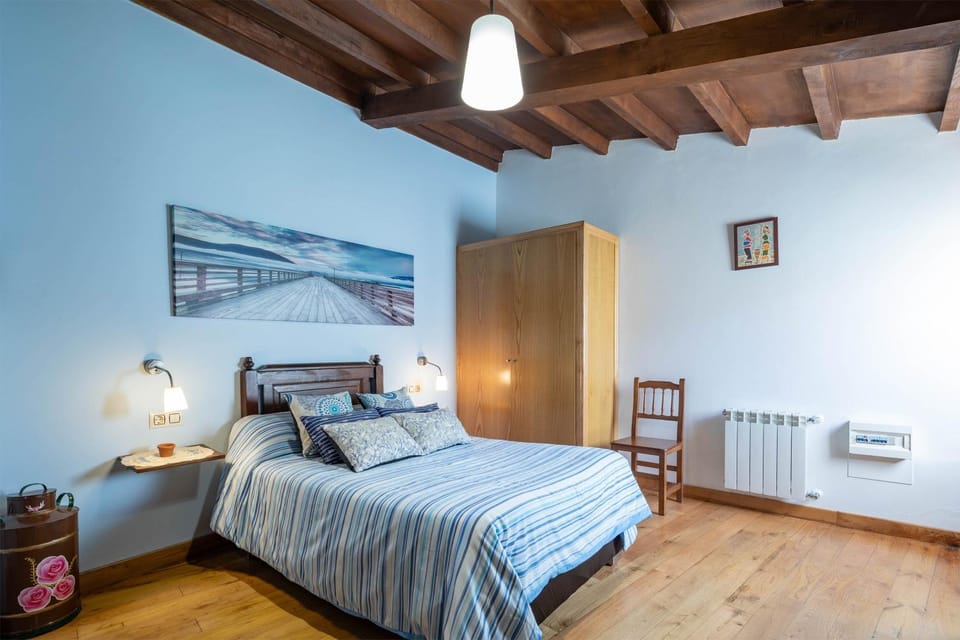 Property building, Living room, Bedroom