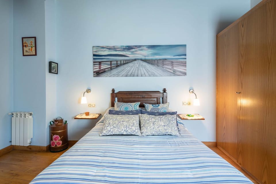 Living room, Bedroom