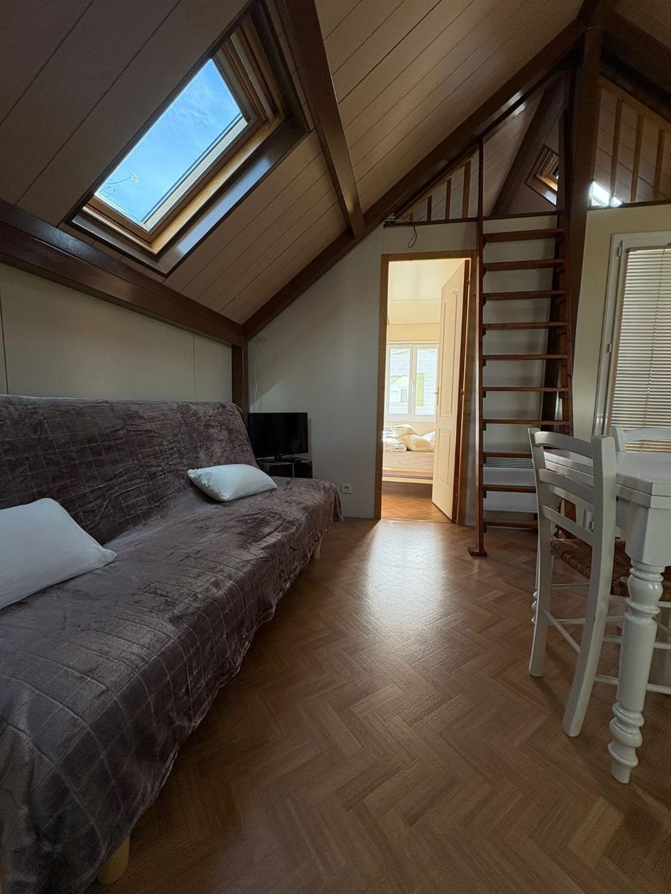 Chalet Mo Campground/ 
RV Resort in Occitanie