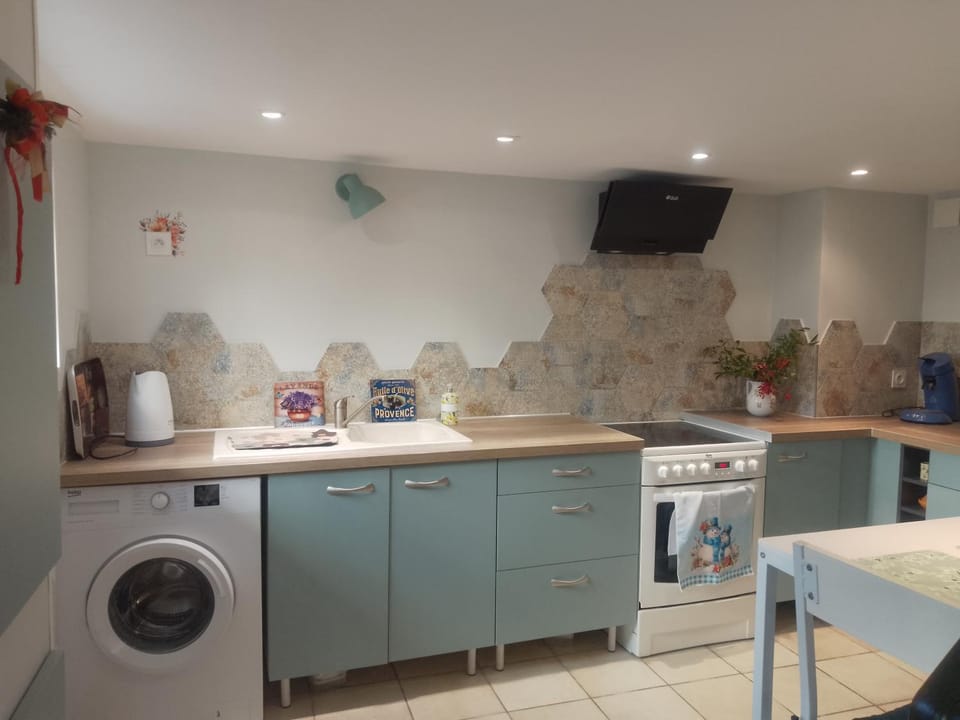 charmante maisonnette au calme House in Provence