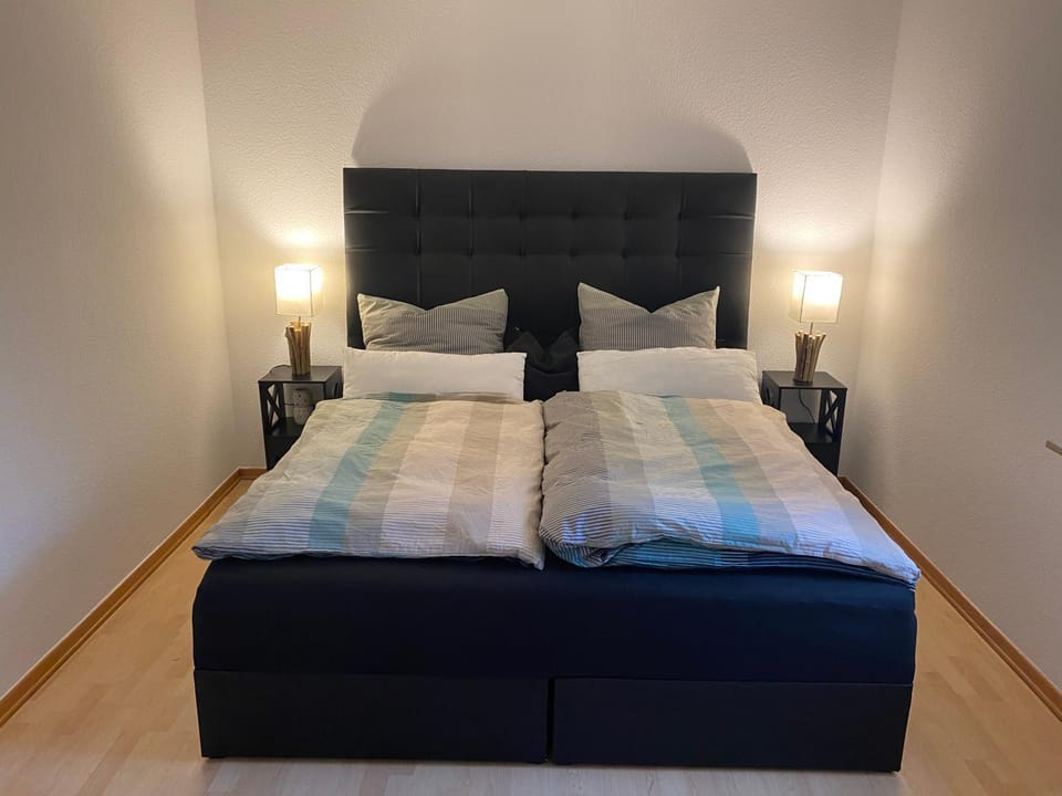 Schöne Ferienwohnung mit Terrasse, nur 2 Minuten zur Autobahn Apartment in North Rhine-Westphalia