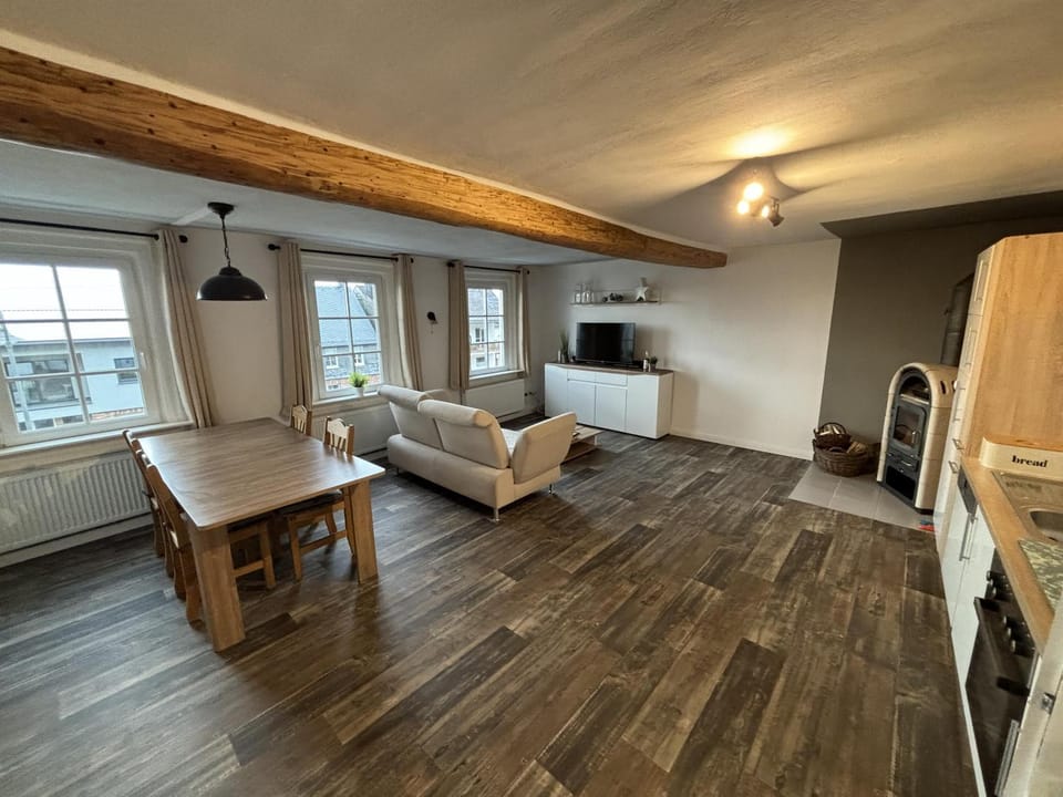 Kitchen or kitchenette, Living room, Dining area