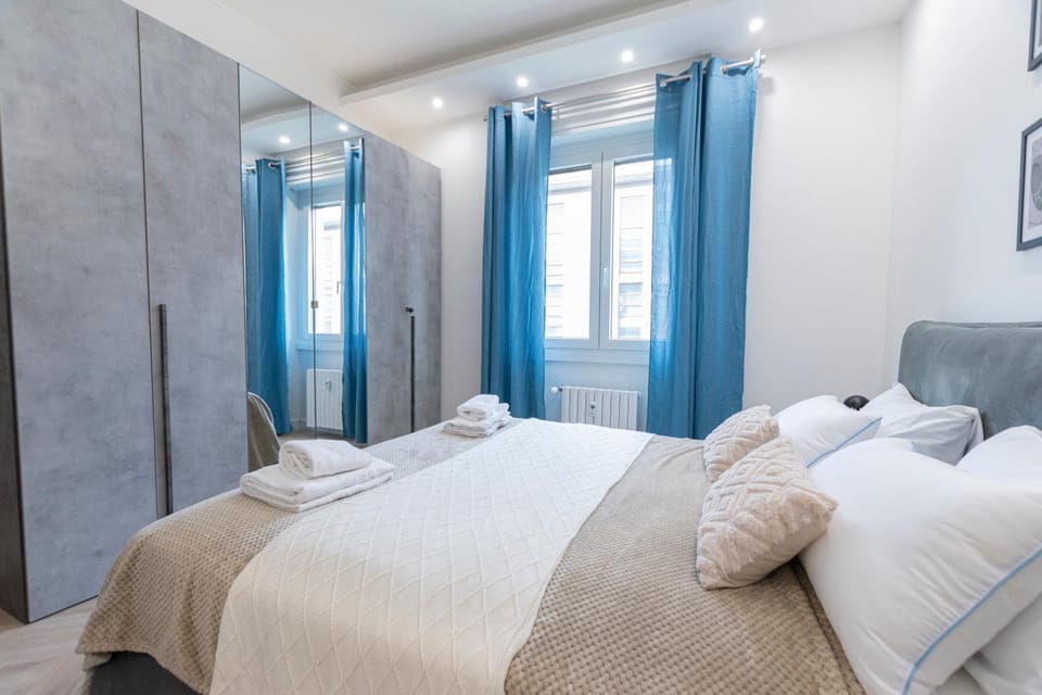 Bed, Bedroom, wardrobe