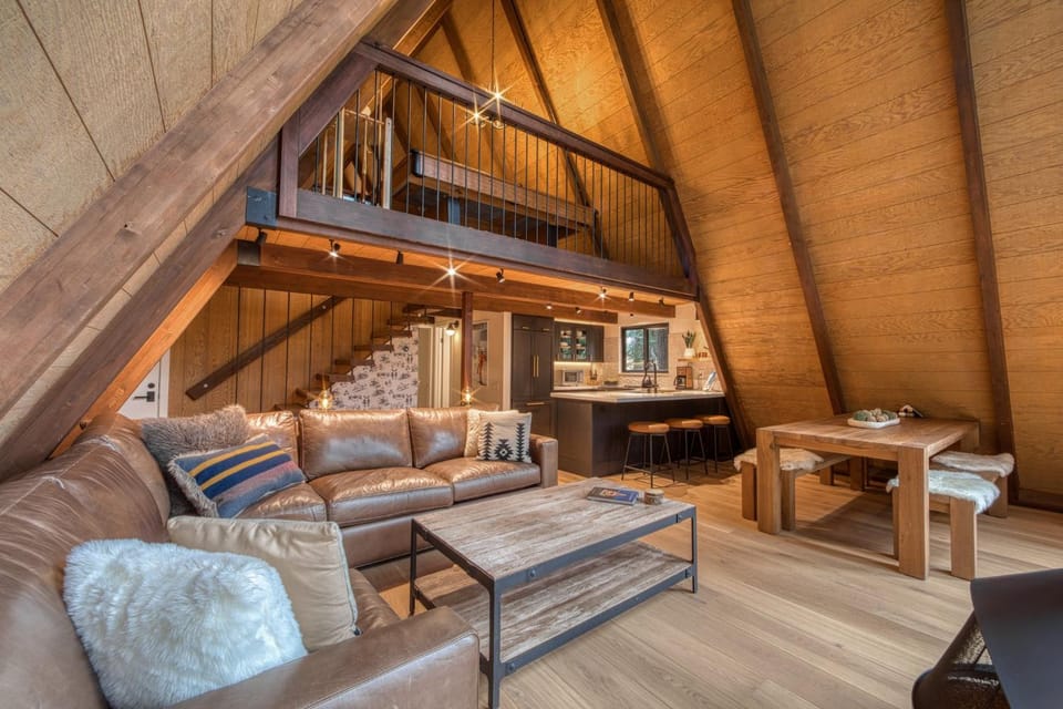 A-Frame of Mind in Tahoe Donner - Pet-Friendly 2 BR 1 BA with Pool Table House in Truckee