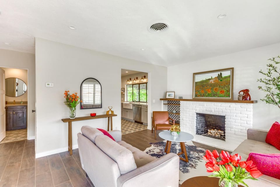 2 Mi to Old Town La Quinta: Home w/ Private Pool! House in La Quinta