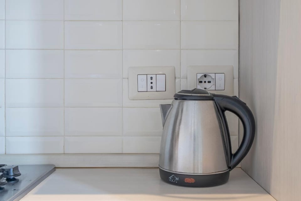 Coffee/tea facilities, Breakfast