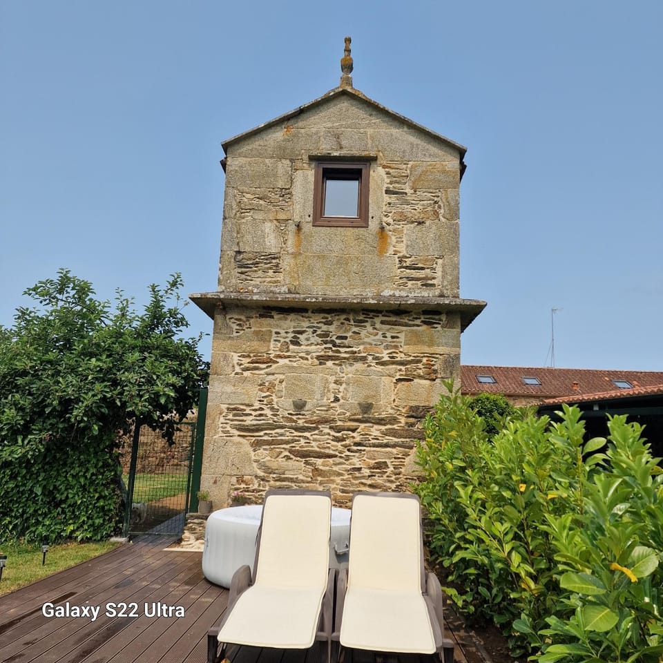 Casa Horreo lar san Adrián Chalet in Bergantiños