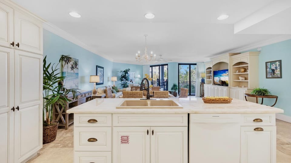 Riviera Americana by Last Key Realty House in Key West