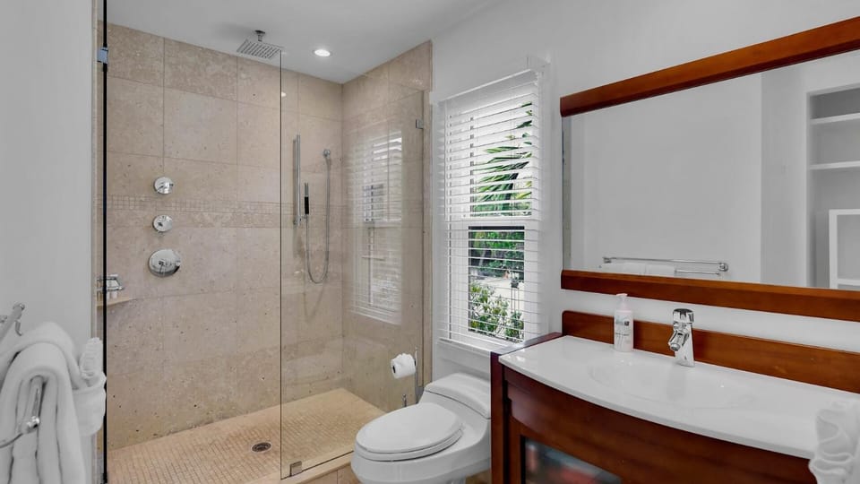 Sea Captains Haven by Last Key Realty House in Key West