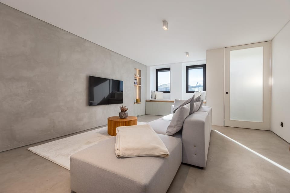 TV and multimedia, Living room, Seating area