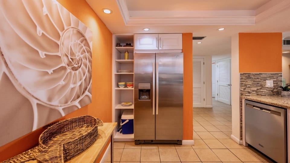 Shang Ri La by Last Key Realty House in Key West