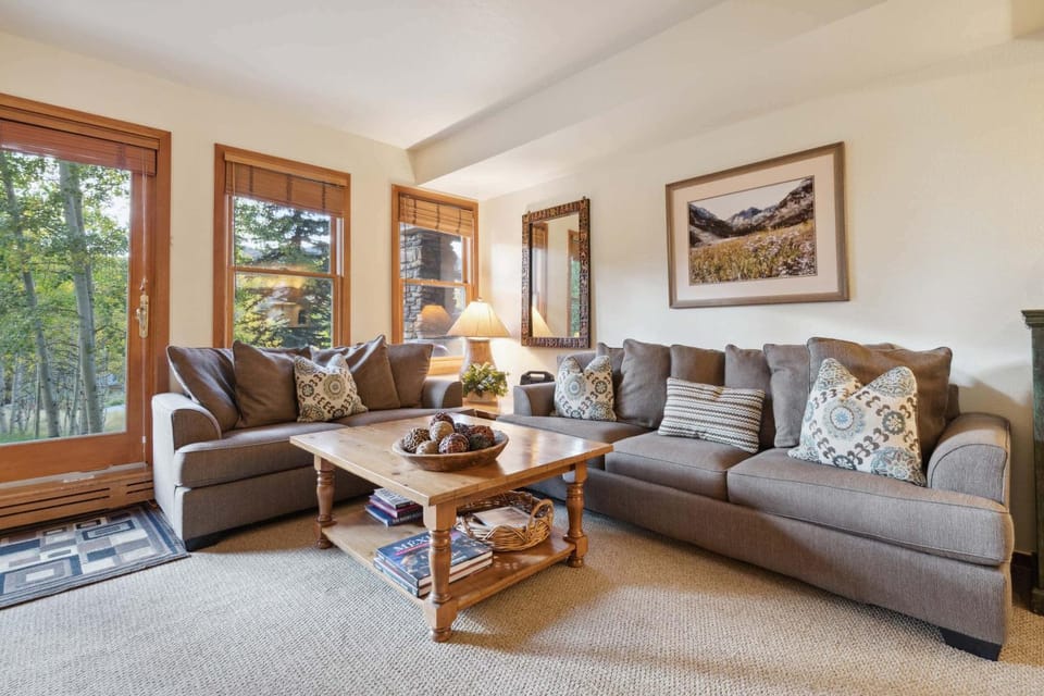 Woodrun Place 38 Apartment in Snowmass Village