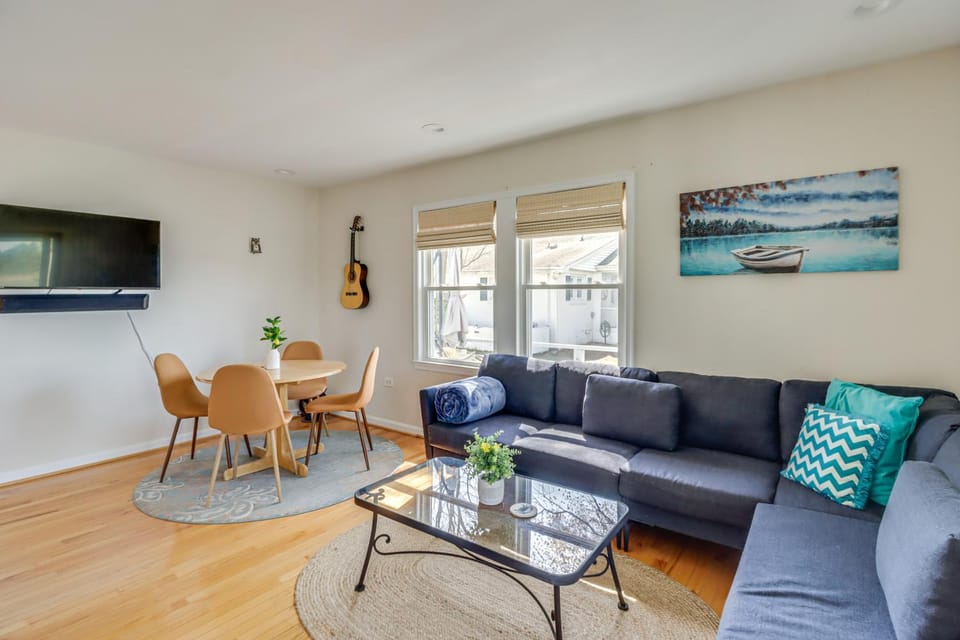 Potomac River Getaway: Walk to Marina! House in Dahlgren