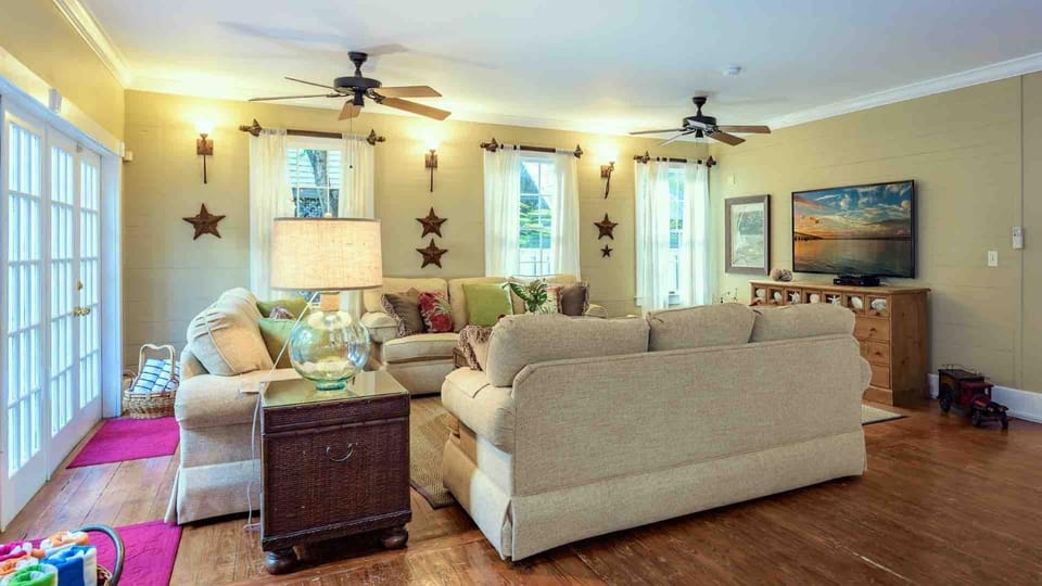 Star of the Seaport by Last Key Realty House in Key West