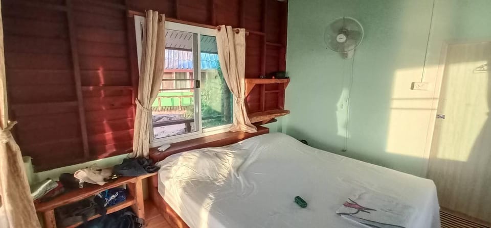 KohChangResortRanong Bed and Breakfast in Thailand