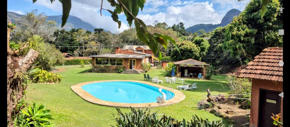 Property building, Natural landscape, Garden, Garden view, Mountain view, Pool view, Swimming pool, sunbed