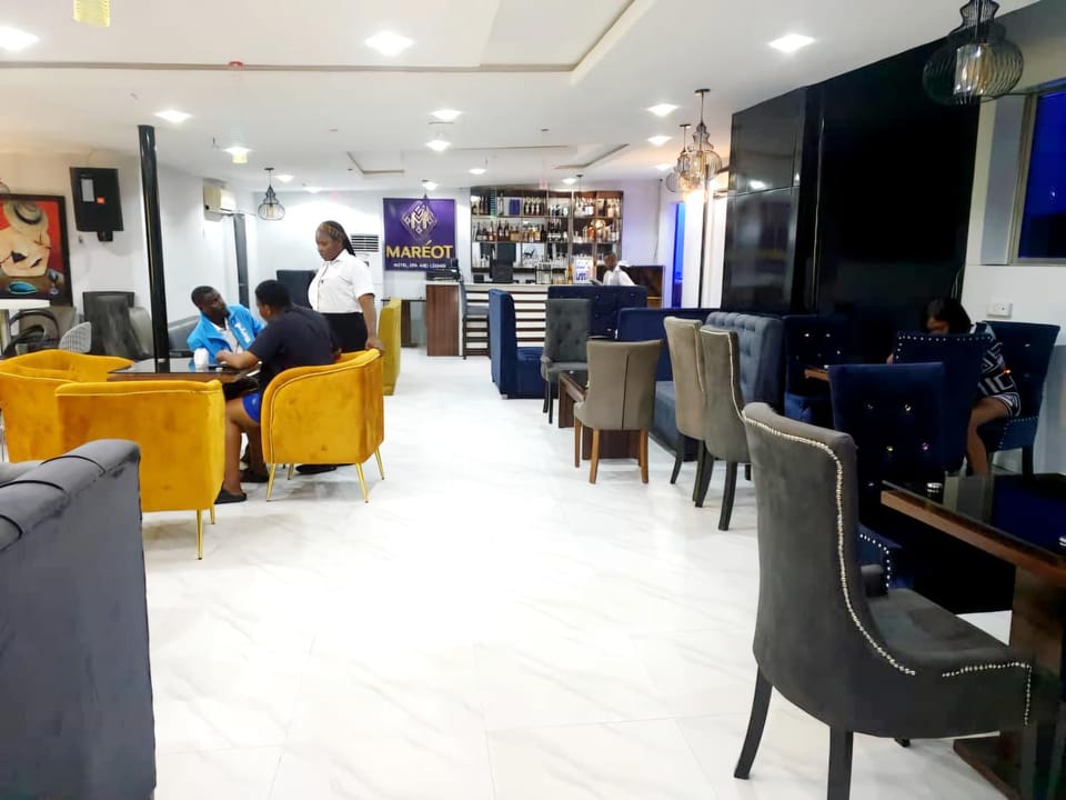 Mareot Hotel, Lounge, restaurant and spa Hotel in Lagos