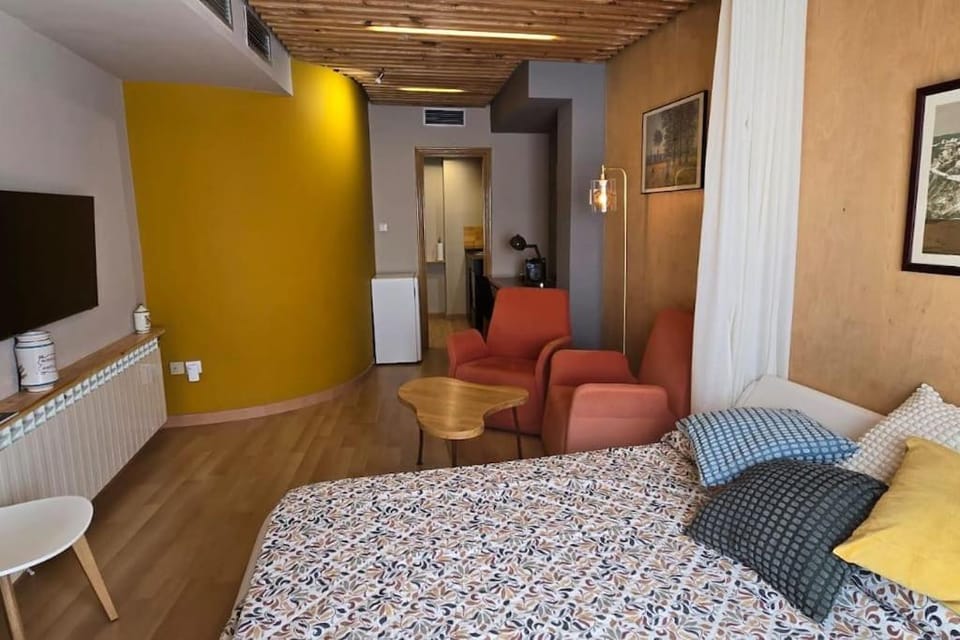Estudio de diseño con parking en el centro Apartment in Huesca