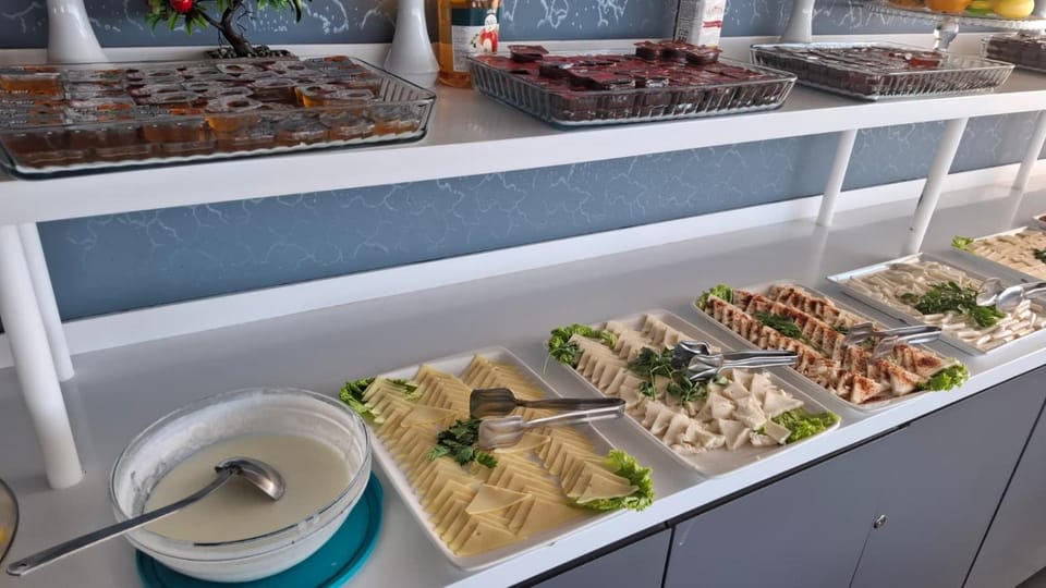 Buffet breakfast