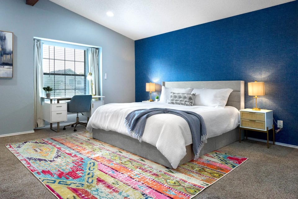 Bed, Photo of the whole room, Bedroom