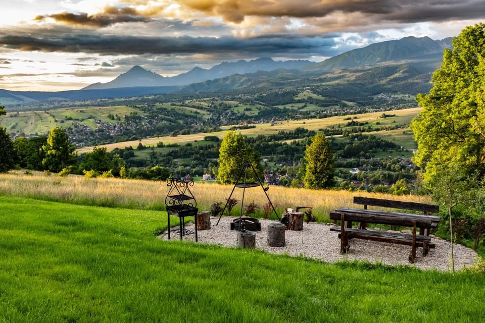 Garden, Mountain view