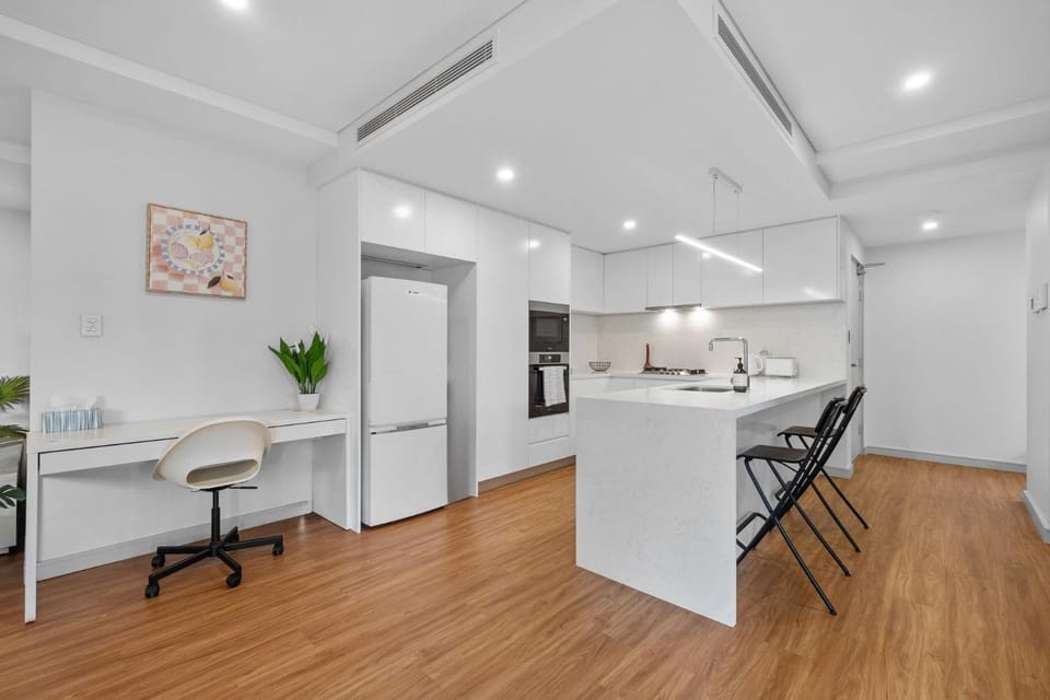 Centrally Located Pymble Apartment Apartment in Sydney