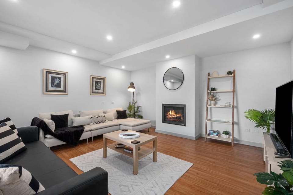 Centrally Located Pymble Apartment Apartment in Sydney