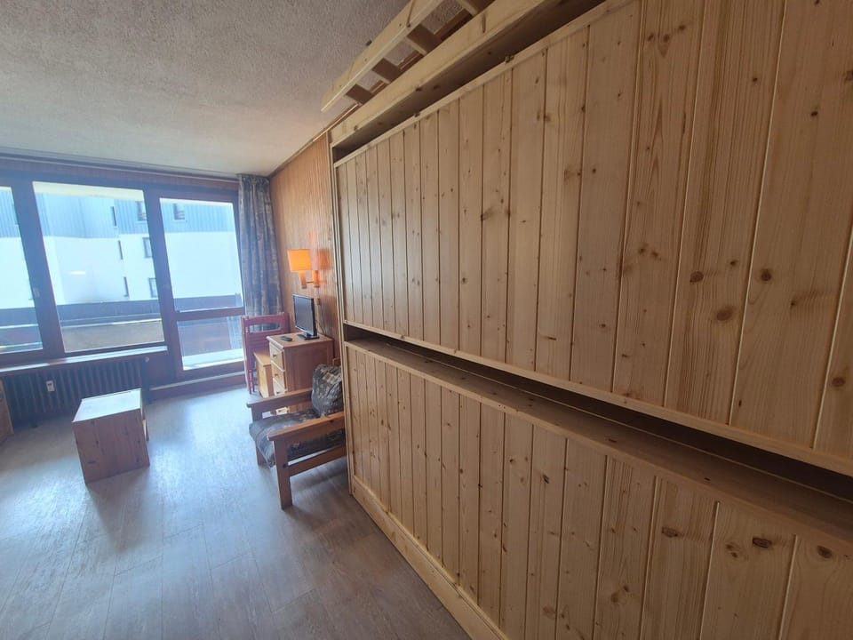 Studio lumineux proche pistes et commerces avec balcon - FR-1-502-587 Apartment in Tignes