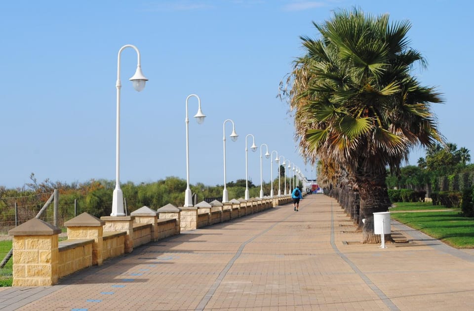 Nearby landmark, Natural landscape, Beach, Hiking, Sports