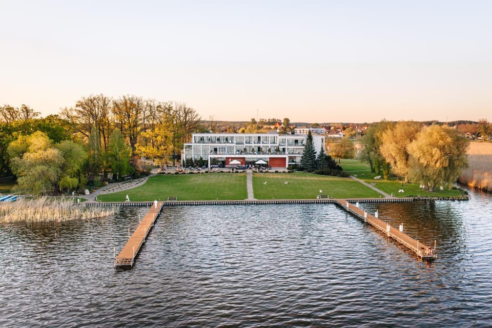 Property building, Lake view