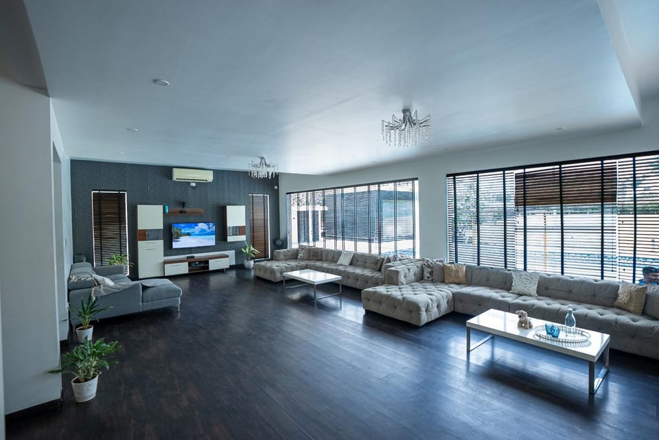 Communal lounge/ TV room, Living room