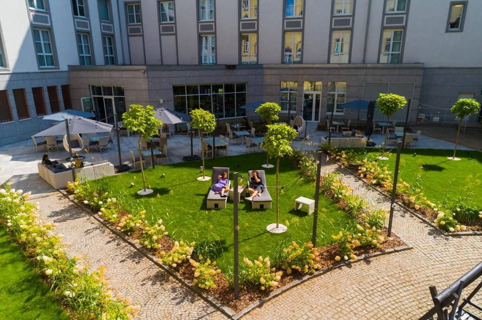 Patio, Garden